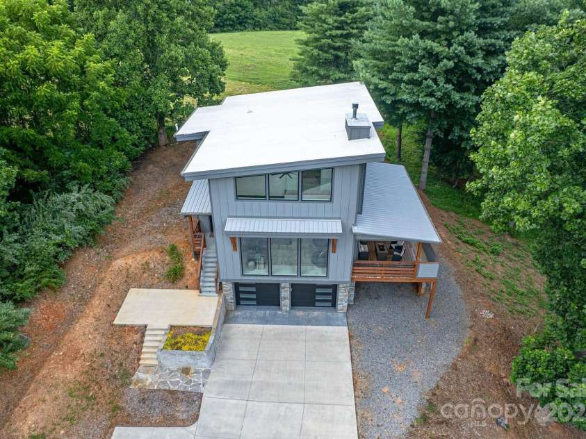 22 Lara Drive, Mills River, NC 28759.  MLS# CAR4271505, YatesRealty ID 2958. Front