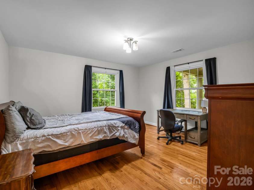 224 Windsor Drive, Shelby, NC 28150.  MLS# CAR4389885, YatesRealty ID 29580. 