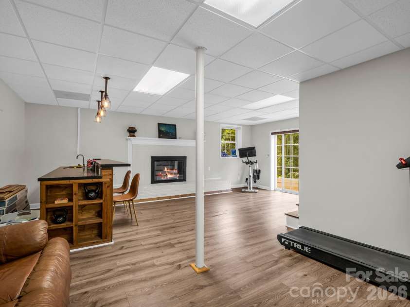224 Windsor Drive, Shelby, NC 28150.  MLS# CAR4389885, YatesRealty ID 29580. 