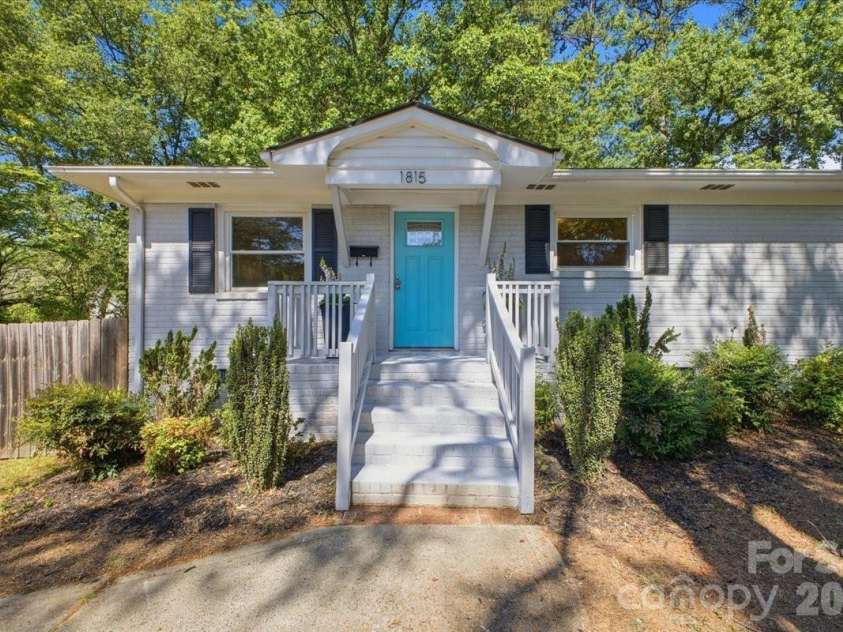 1815 Haines Street, Charlotte, NC 28216.  MLS# CAR4383212, YatesRealty ID 29581. 