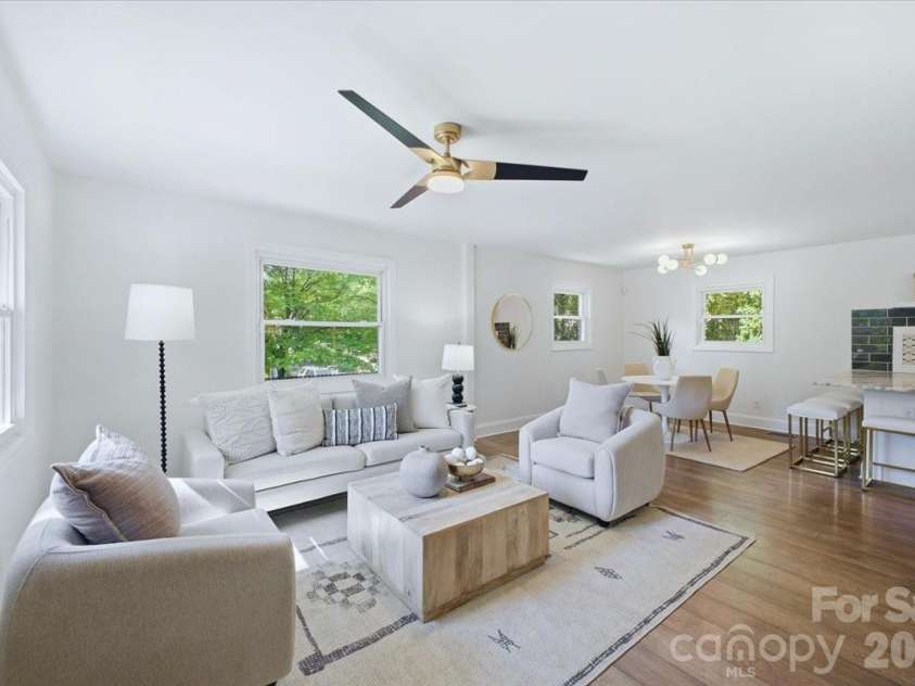1815 Haines Street, Charlotte, NC 28216.  MLS# CAR4383212, YatesRealty ID 29581. 