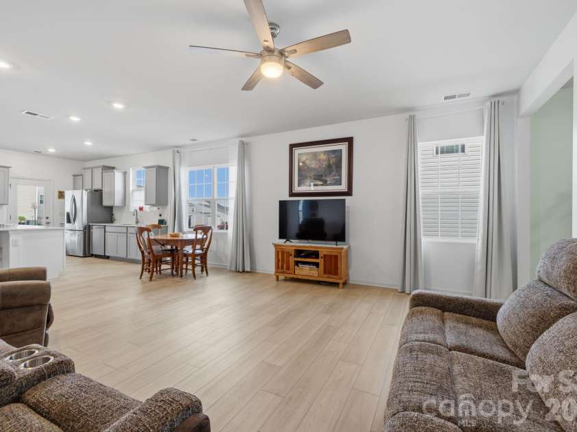 2368 Trollinger Drive, Catawba, NC 28609.  MLS# CAR4387636, YatesRealty ID 29584. 