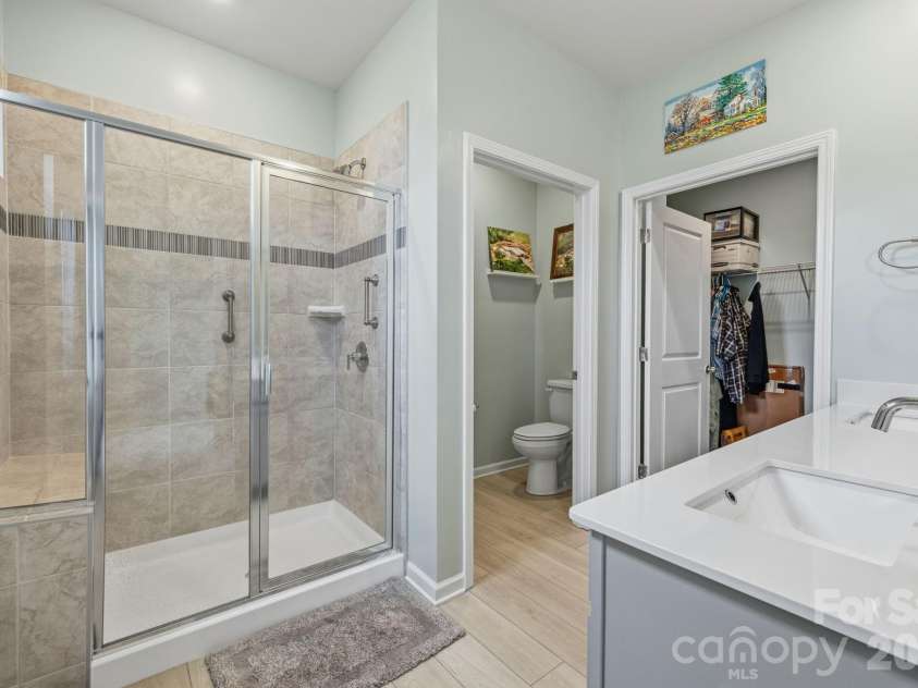 2368 Trollinger Drive, Catawba, NC 28609.  MLS# CAR4387636, YatesRealty ID 29584. Primary Bathroom