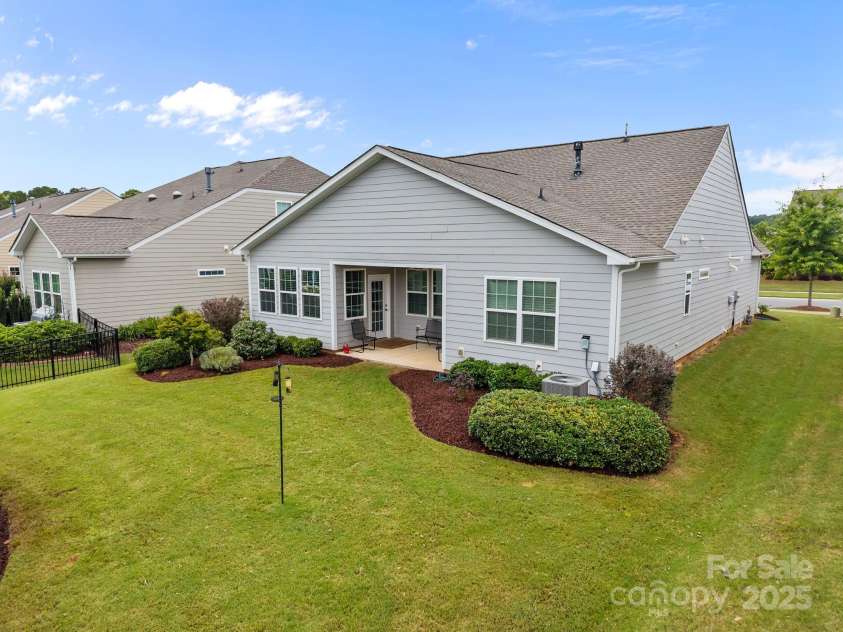 5018 Redwood Grove Trail, Lancaster, SC 29720.  MLS# CAR4278637, YatesRealty ID 29584. 