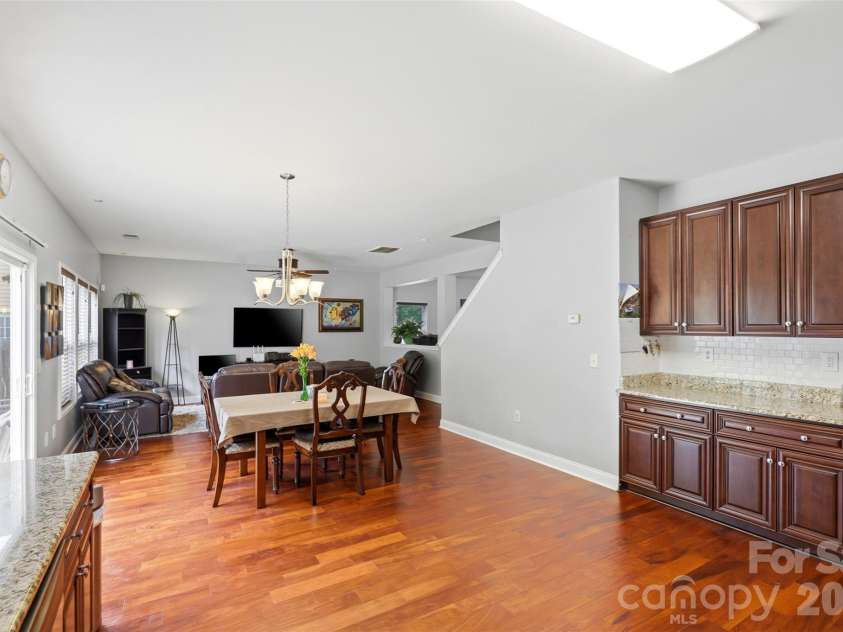14021 Pinyon Pine Lane, Charlotte, NC 28215.  MLS# CAR4392749, YatesRealty ID 29585. 
