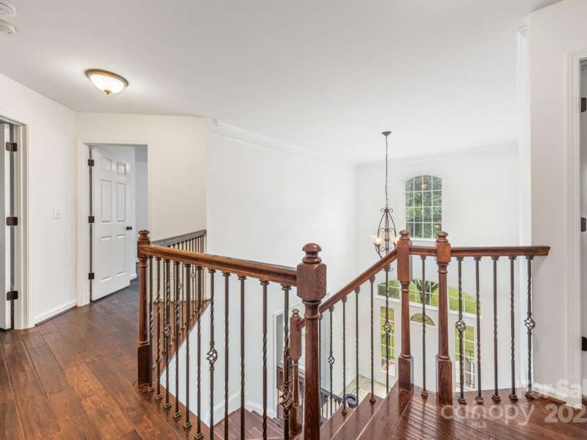2747 Olympus Drive, Charlotte, NC 28214.  MLS# CAR4281959, YatesRealty ID 29585. 