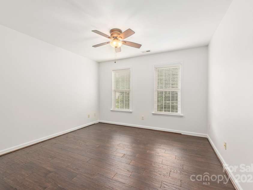 2747 Olympus Drive, Charlotte, NC 28214.  MLS# CAR4281959, YatesRealty ID 29585. 