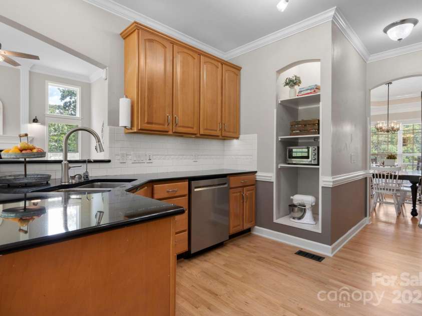 1221 Willow Creek Drive, Newton, NC 28658.  MLS# CAR4281770, YatesRealty ID 29586. 