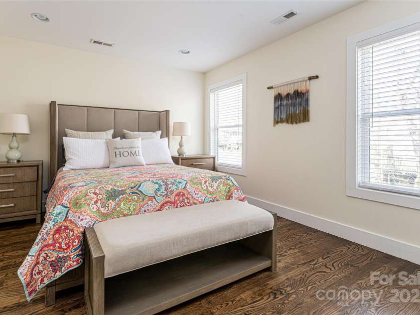 704 Azalea Avenue, Black Mountain, NC 28711.  MLS# CAR4283661, YatesRealty ID 29588. Primary bedroom