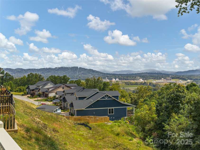 157 Waightstill Drive, Arden, NC 28704.  MLS# CAR4305400, YatesRealty ID 2959. 