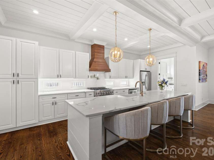 2336 Springdale Avenue, Charlotte, NC 28203.  MLS# CAR4394975, YatesRealty ID 2959. 