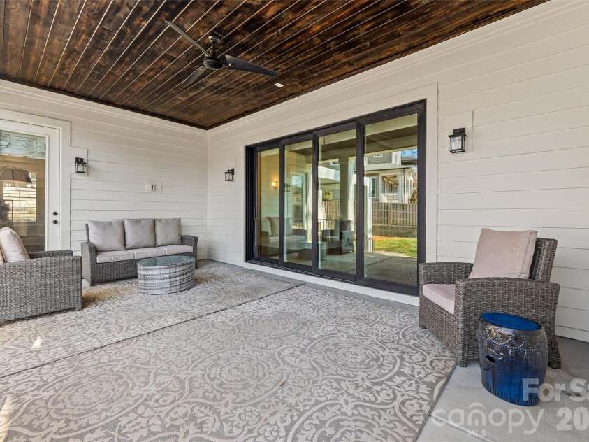 2336 Springdale Avenue, Charlotte, NC 28203.  MLS# CAR4394975, YatesRealty ID 2959. 