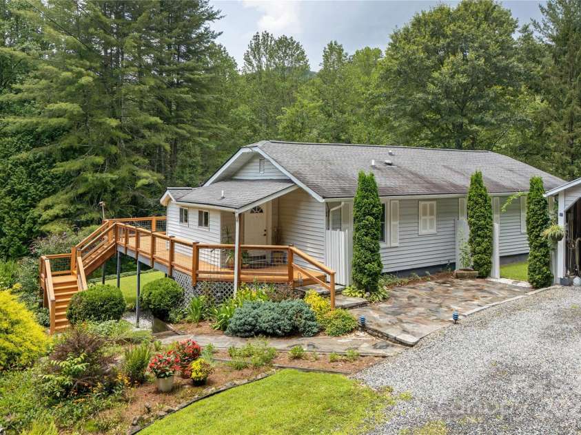 788 Old NC 280 Highway, Pisgah Forest, NC 28768.  MLS# CAR4283576, YatesRealty ID 29590. 