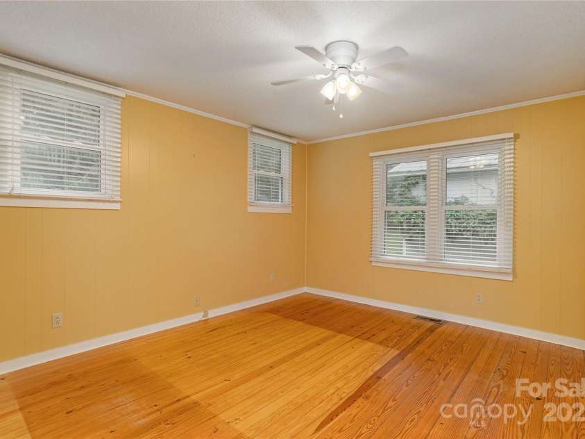 788 Old NC 280 Highway, Pisgah Forest, NC 28768.  MLS# CAR4283576, YatesRealty ID 29590. 