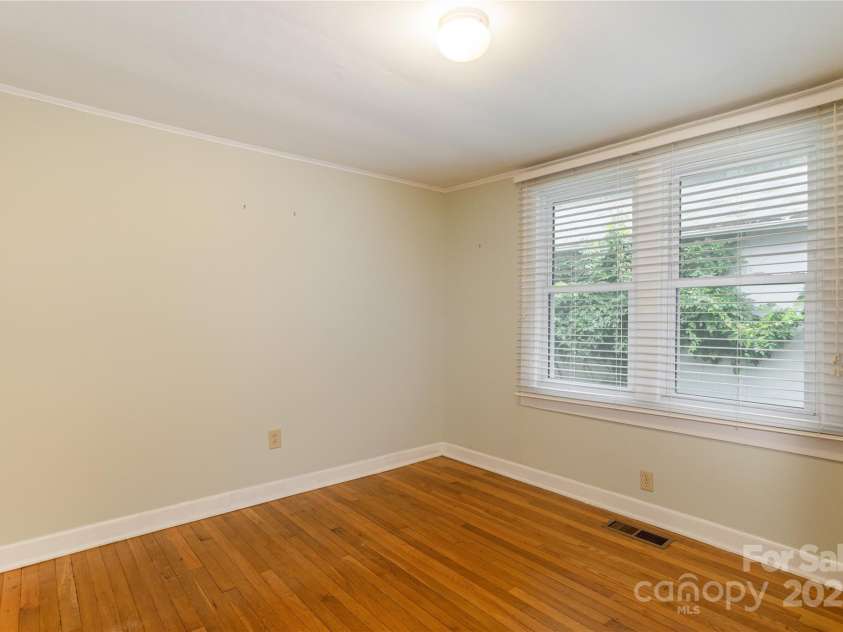 788 Old NC 280 Highway, Pisgah Forest, NC 28768.  MLS# CAR4283576, YatesRealty ID 29590. 