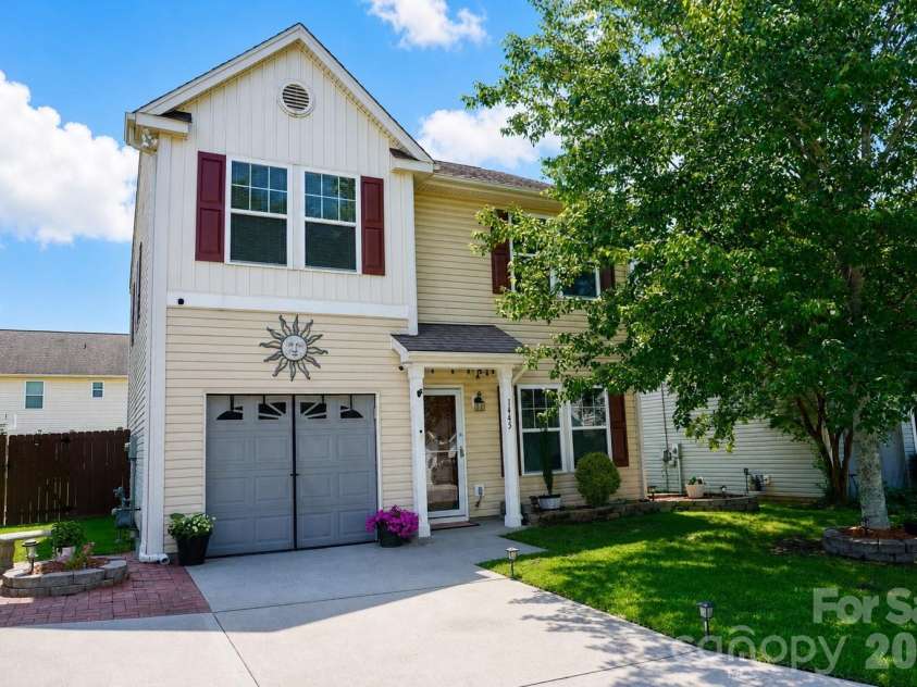 1445 Logan Patrick Court, Gastonia, NC 28052.  MLS# CAR4388582, YatesRealty ID 29596. 