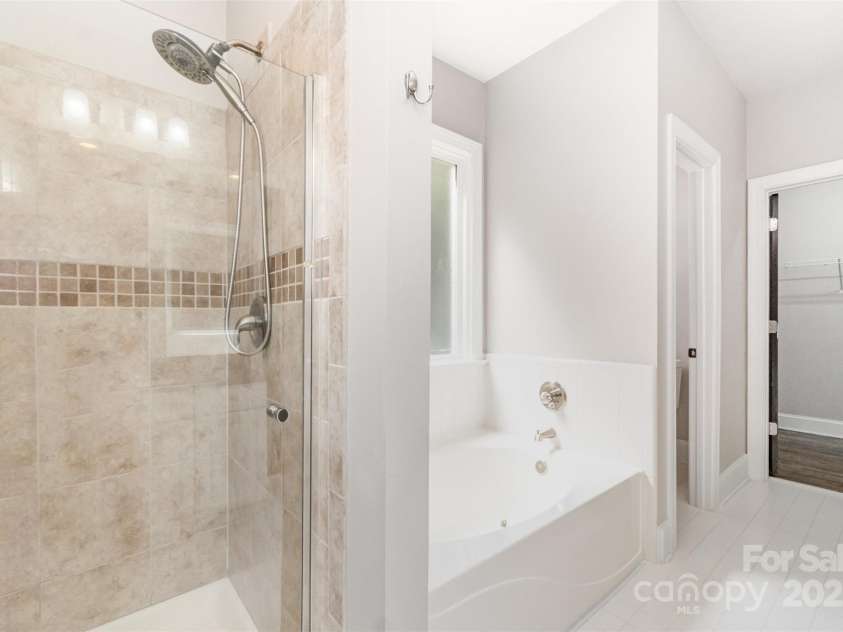 7640 Swinford Place, Charlotte, NC 28270.  MLS# CAR4286922, YatesRealty ID 29596. 