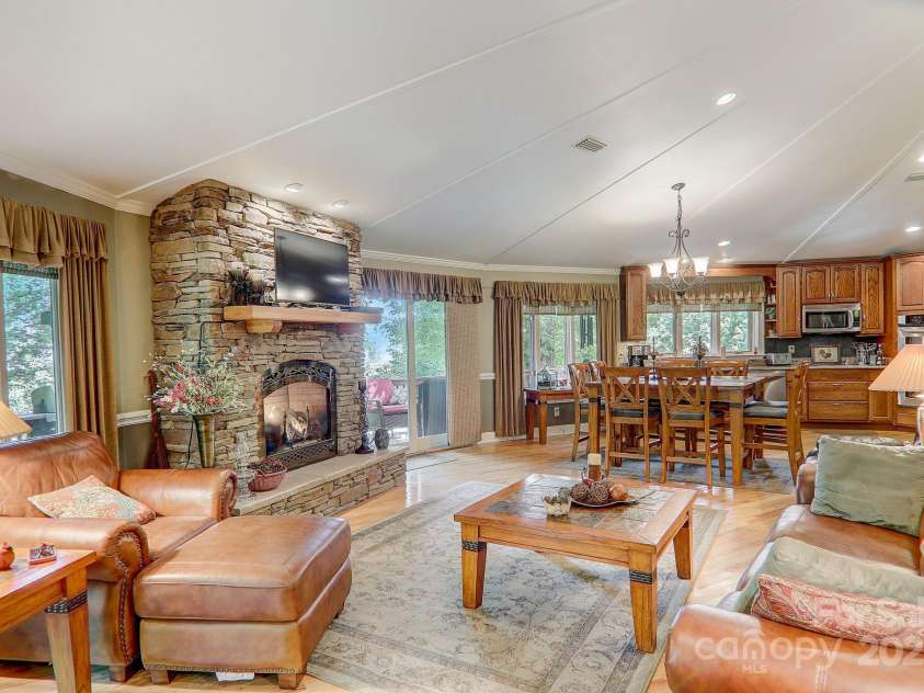 274 Slippery Rock Road, Waynesville, NC 28785.  MLS# CAR4261603, YatesRealty ID 29598. 