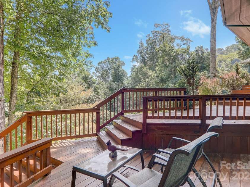 274 Slippery Rock Road, Waynesville, NC 28785.  MLS# CAR4261603, YatesRealty ID 29598. 
