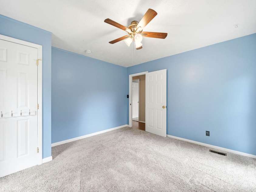 337 Woody Lane, Asheville, NC 28804.  MLS# CAR4389693, YatesRealty ID 29599. 