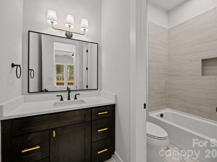 116 Taylors Garden Way, Statesville, NC 28625.  MLS# CAR4341025, YatesRealty ID 2960. 