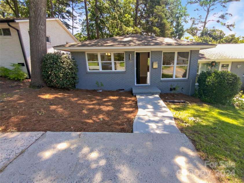 1913 Herrin Avenue, Charlotte, NC 28205.  MLS# CAR4150589, YatesRealty ID 2960. 