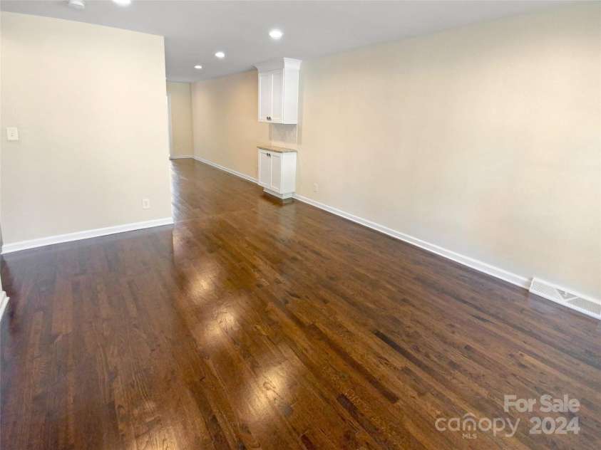 1913 Herrin Avenue, Charlotte, NC 28205.  MLS# CAR4150589, YatesRealty ID 2960. 