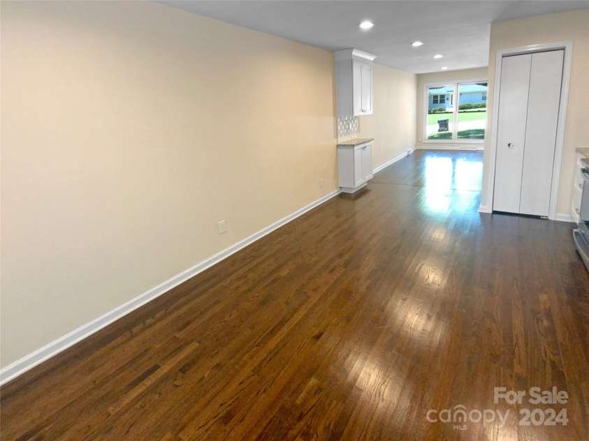 1913 Herrin Avenue, Charlotte, NC 28205.  MLS# CAR4150589, YatesRealty ID 2960. 