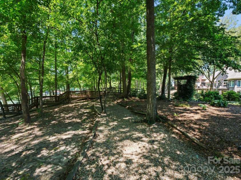 2317 Mt Isle Harbor Drive, Charlotte, NC 28214.  MLS# CAR4287530, YatesRealty ID 29600. 