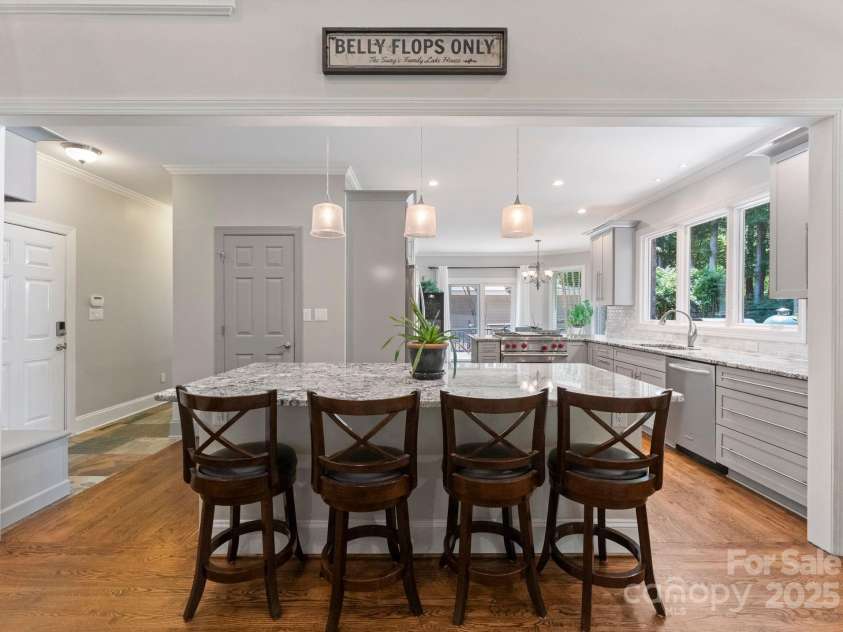 2317 Mt Isle Harbor Drive, Charlotte, NC 28214.  MLS# CAR4287530, YatesRealty ID 29600. 