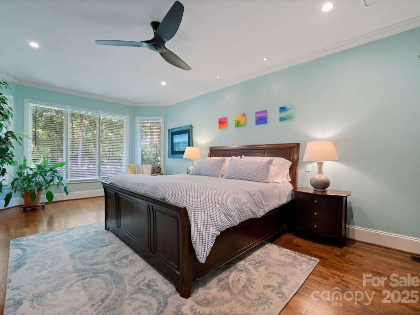 2317 Mt Isle Harbor Drive, Charlotte, NC 28214.  MLS# CAR4287530, YatesRealty ID 29600. 