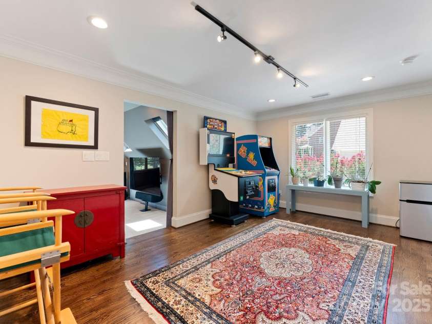 2317 Mt Isle Harbor Drive, Charlotte, NC 28214.  MLS# CAR4287530, YatesRealty ID 29600. 