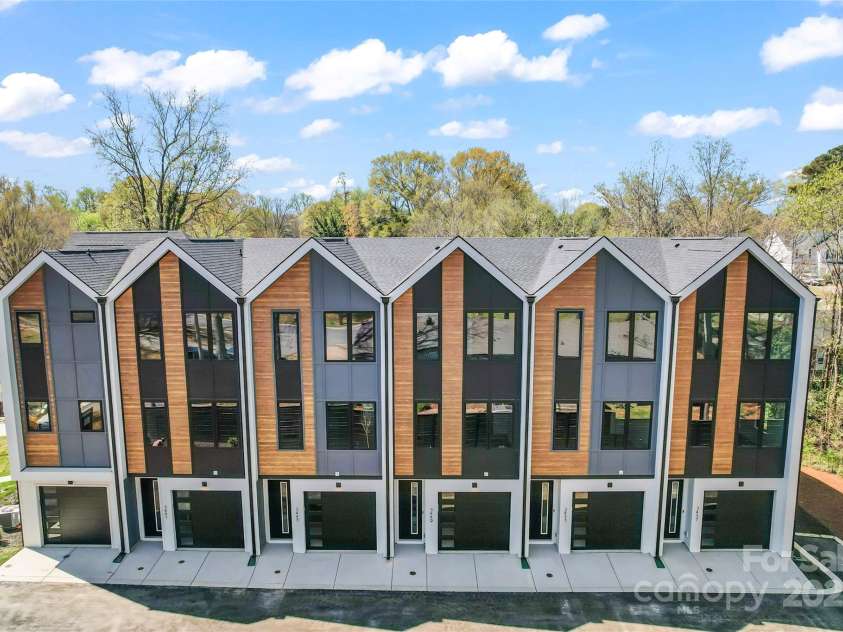 3441 Byrnes Street, Charlotte, NC 28205.  MLS# CAR4241240, YatesRealty ID 29601. 