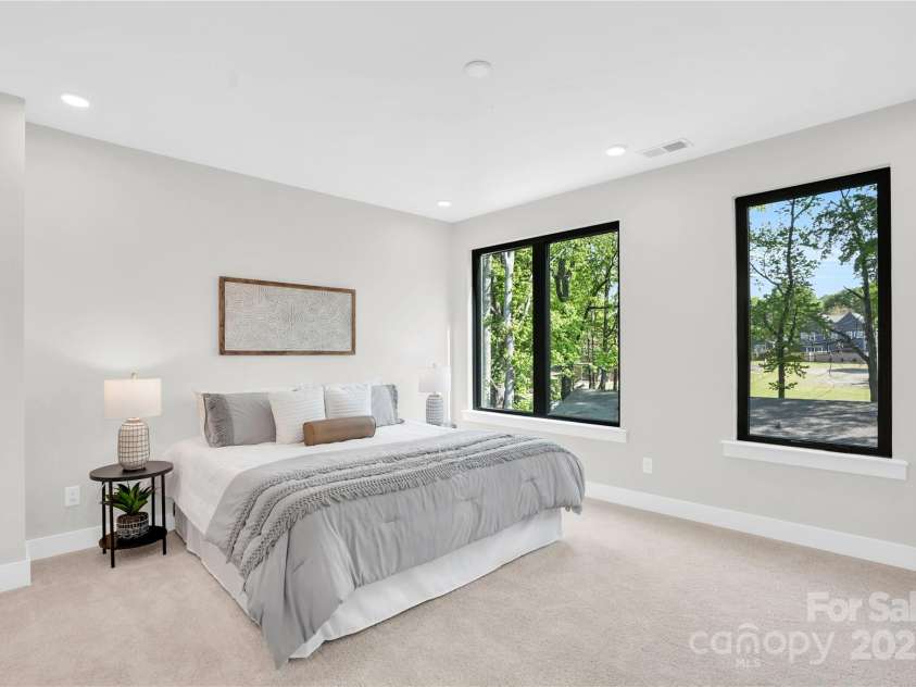 3441 Byrnes Street, Charlotte, NC 28205.  MLS# CAR4241240, YatesRealty ID 29601. 