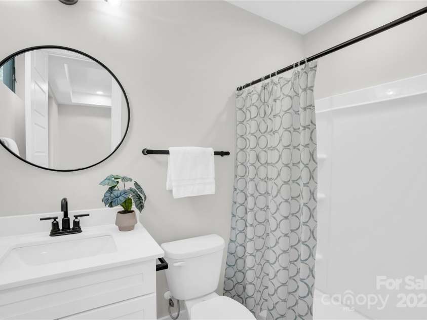 3441 Byrnes Street, Charlotte, NC 28205.  MLS# CAR4241240, YatesRealty ID 29601. 