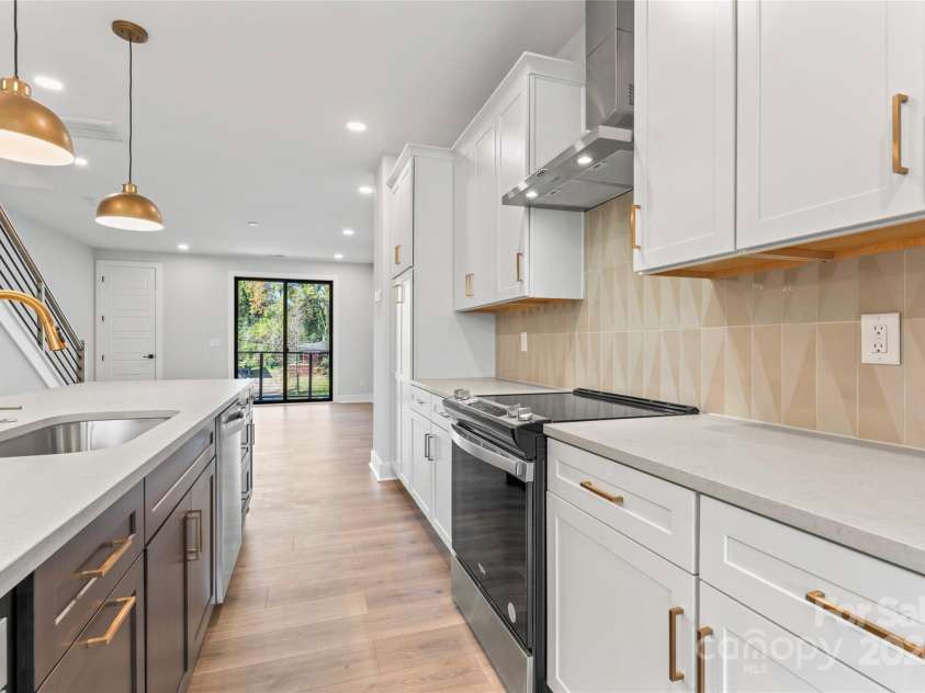 3441 Byrnes Street, Charlotte, NC 28205.  MLS# CAR4241240, YatesRealty ID 29601. 