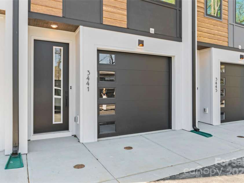 3441 Byrnes Street, Charlotte, NC 28205.  MLS# CAR4241240, YatesRealty ID 29601. 