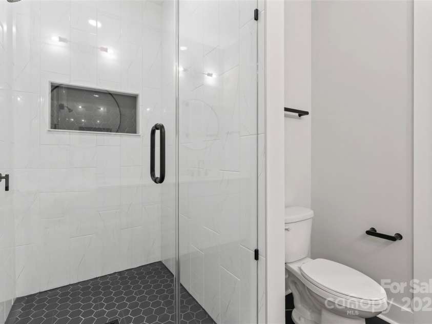 3441 Byrnes Street, Charlotte, NC 28205.  MLS# CAR4241240, YatesRealty ID 29601. 