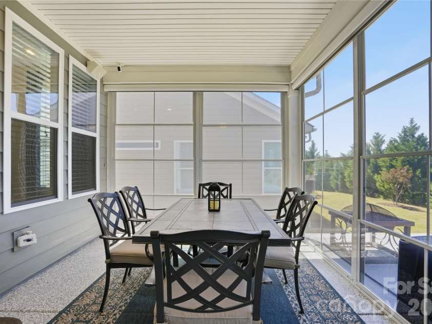 7111 Overjoyed Crossing, Charlotte, NC 28215.  MLS# CAR4381473, YatesRealty ID 29601. 