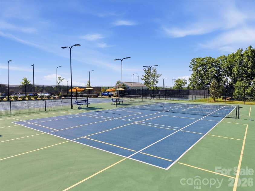 7111 Overjoyed Crossing, Charlotte, NC 28215.  MLS# CAR4381473, YatesRealty ID 29601. 