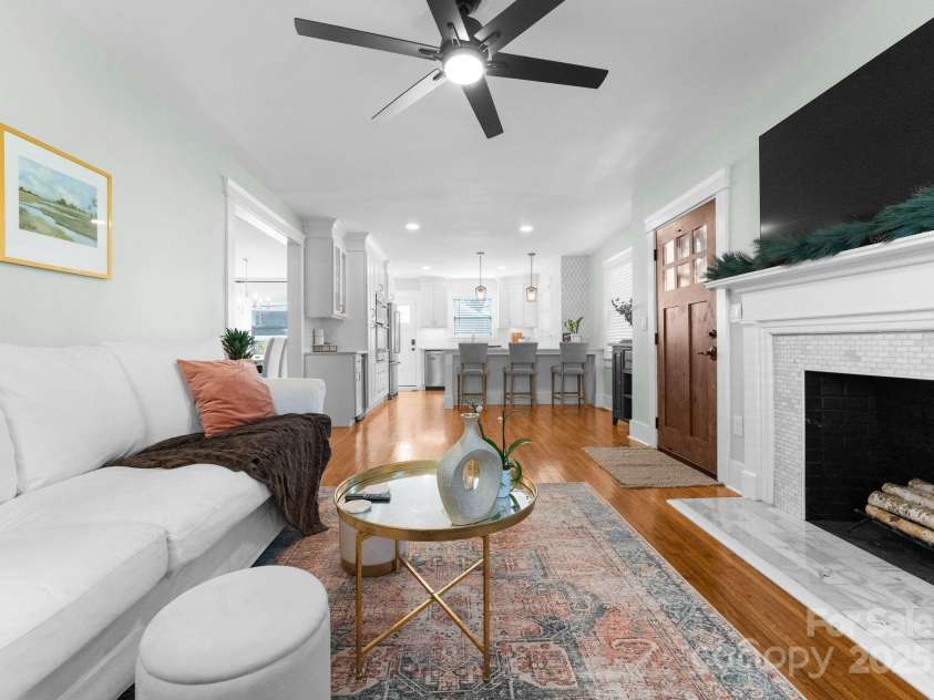 1751 Merriman Avenue, Charlotte, NC 28203.  MLS# CAR4246707, YatesRealty ID 29602. 