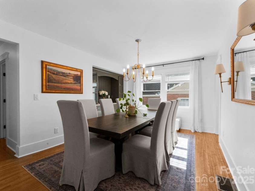 1751 Merriman Avenue, Charlotte, NC 28203.  MLS# CAR4246707, YatesRealty ID 29602. 