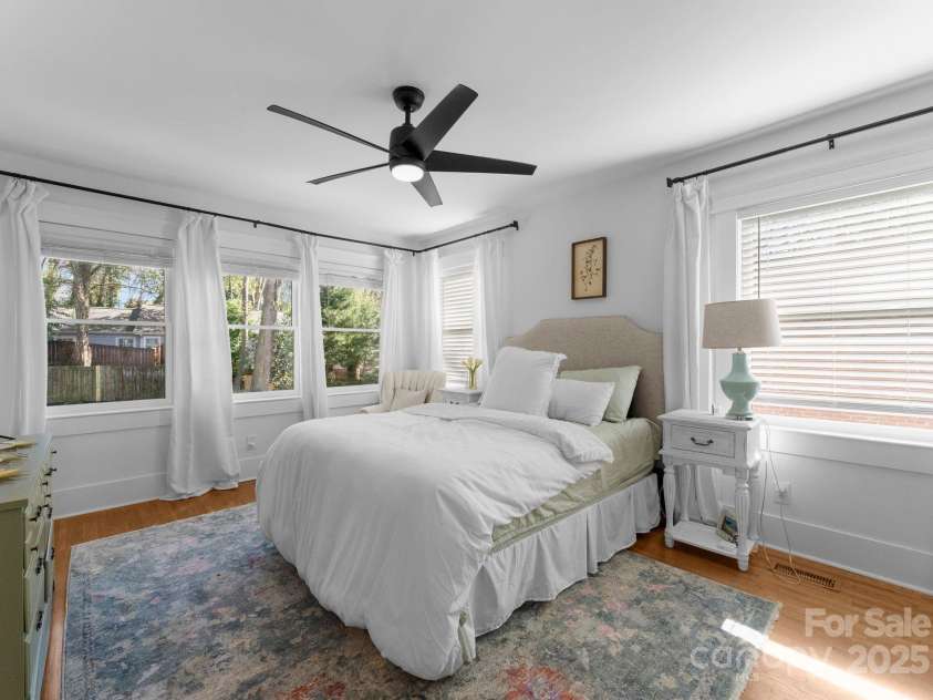 1751 Merriman Avenue, Charlotte, NC 28203.  MLS# CAR4246707, YatesRealty ID 29602. 