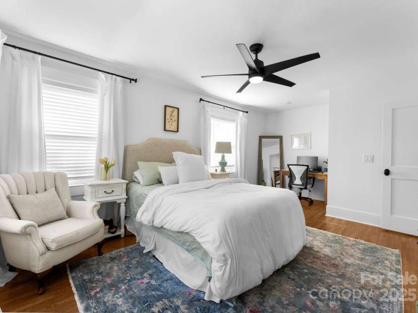 1751 Merriman Avenue, Charlotte, NC 28203.  MLS# CAR4246707, YatesRealty ID 29602. 