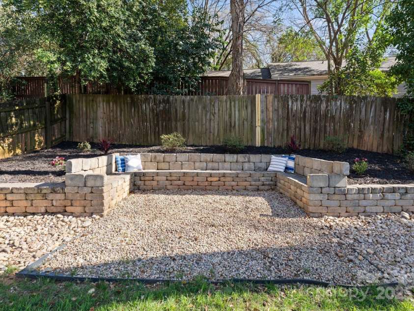 1751 Merriman Avenue, Charlotte, NC 28203.  MLS# CAR4246707, YatesRealty ID 29602. 