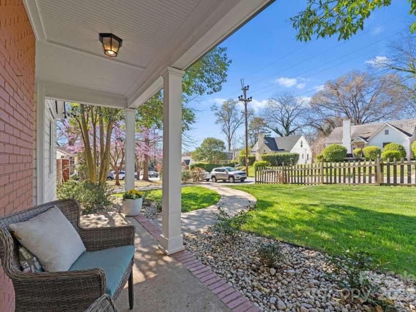 1751 Merriman Avenue, Charlotte, NC 28203.  MLS# CAR4246707, YatesRealty ID 29602. 