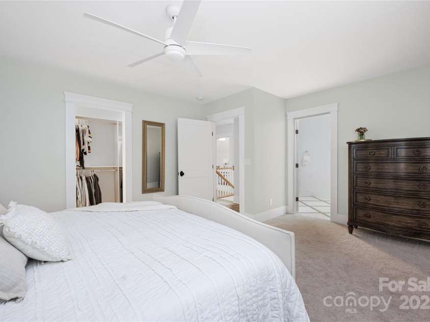 1751 Merriman Avenue, Charlotte, NC 28203.  MLS# CAR4307833, YatesRealty ID 29602. 