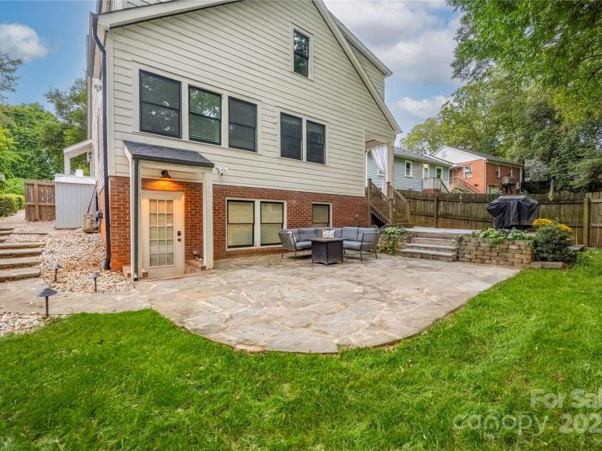 1751 Merriman Avenue, Charlotte, NC 28203.  MLS# CAR4307833, YatesRealty ID 29602. Separate entrance to basement living space