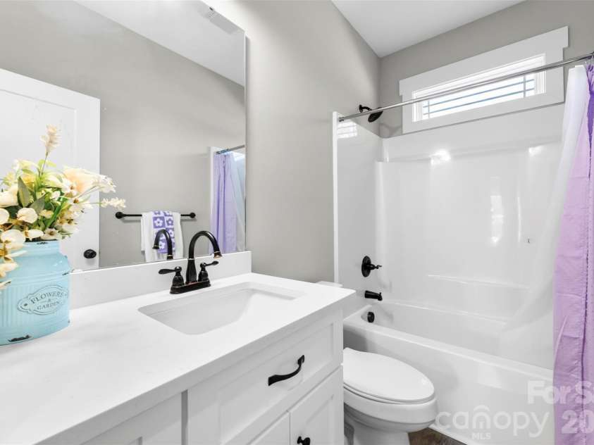 219 Prospect Church Road, Albemarle, NC 28001.  MLS# CAR4384091, YatesRealty ID 29602. Secondary Bathroom