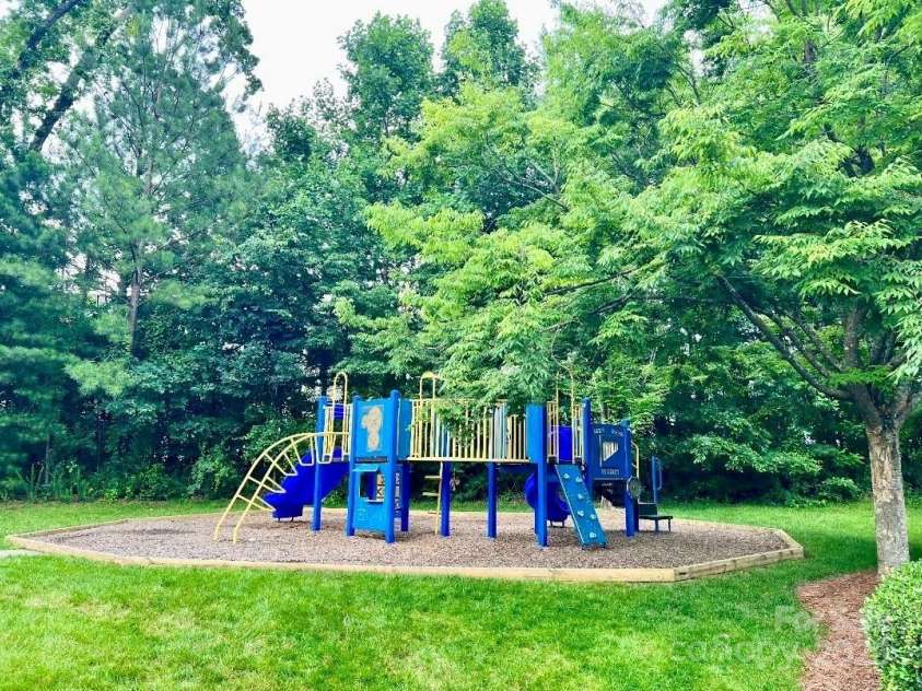 13402 David Jennings Avenue, Charlotte, NC 28213.  MLS# CAR4249699, YatesRealty ID 29603. 